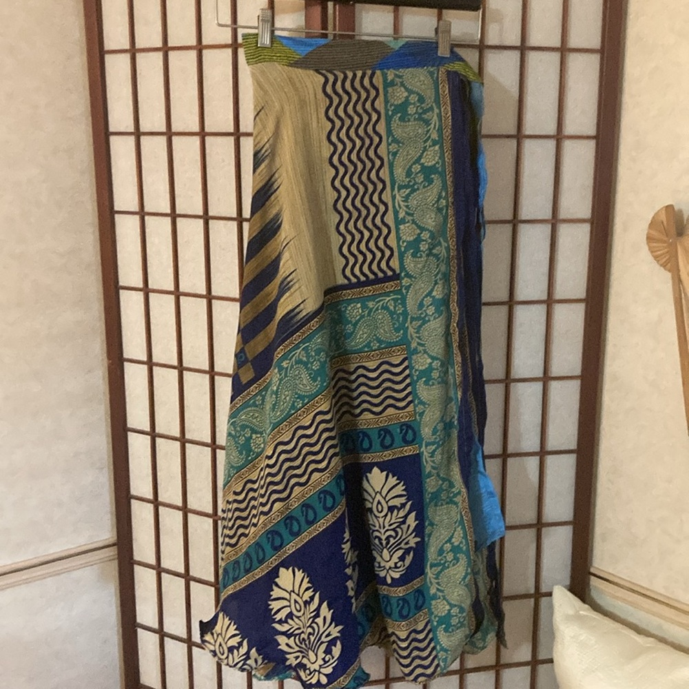 Blue and Green Patterned Women's Skirt - Picture 7 of 8